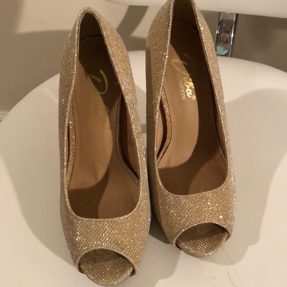 Diba Shoes - Gold Sparkling peep toe Heels Size 7m Diba London